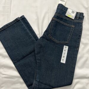 Dark Blue Denim Jeans
Kids size 12 
Straight leg 
Crazy 8
NWT